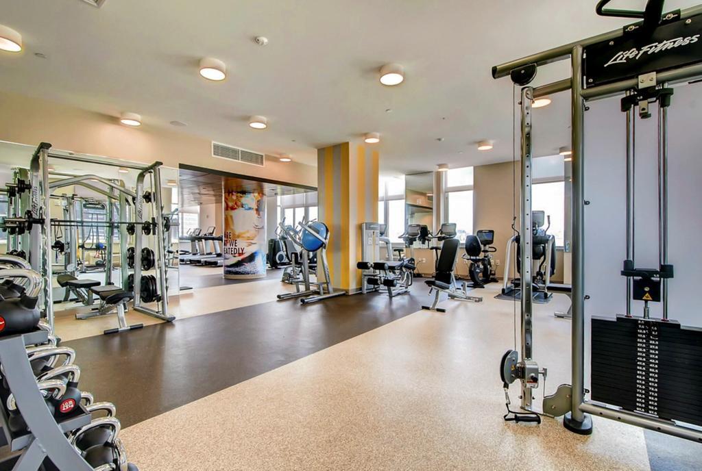 Global Luxury Suites At Newport Jersey City Eksteriør billede