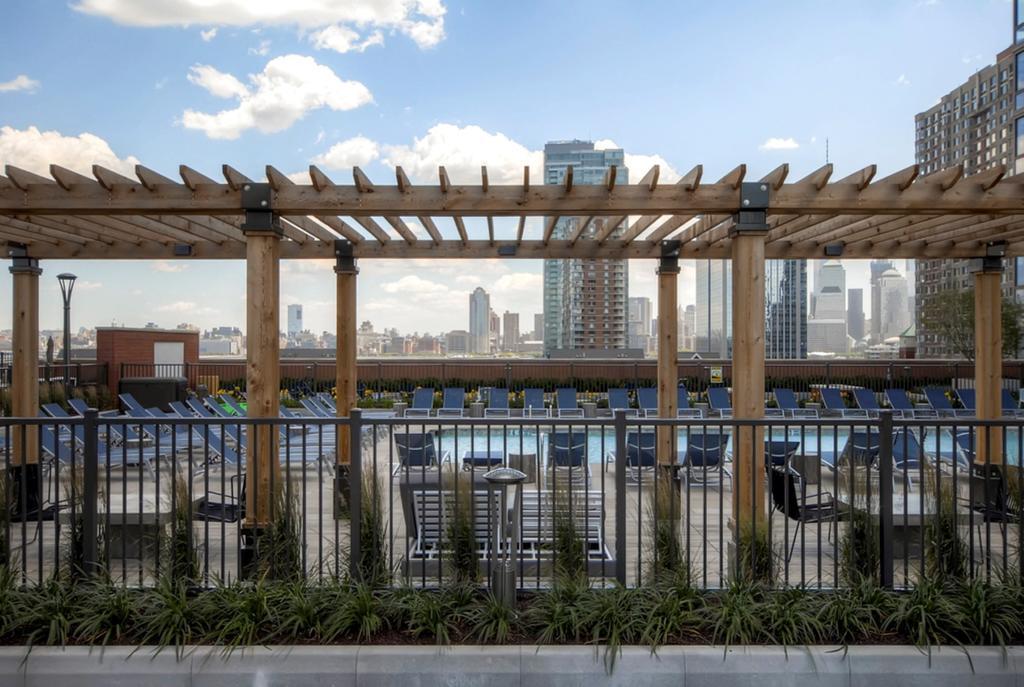 Global Luxury Suites At Newport Jersey City Eksteriør billede